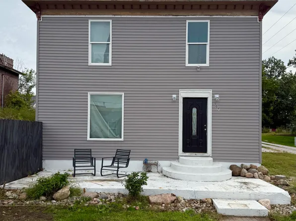 107 SW 2nd St, Ogden, IA 50212
