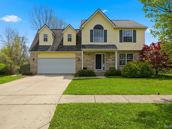 30179 Kim Ln #5, Romulus, MI 48174