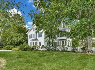 392 Newtown Ave, Norwalk, CT 06851