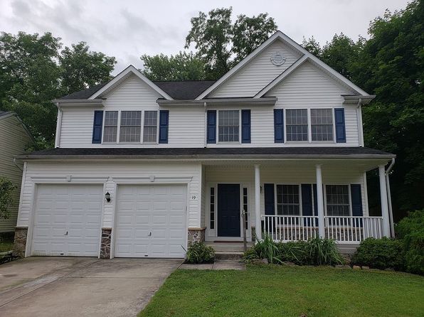 19 Perry Woods Ct