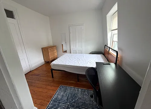 211 Williams St #2 Photo 1