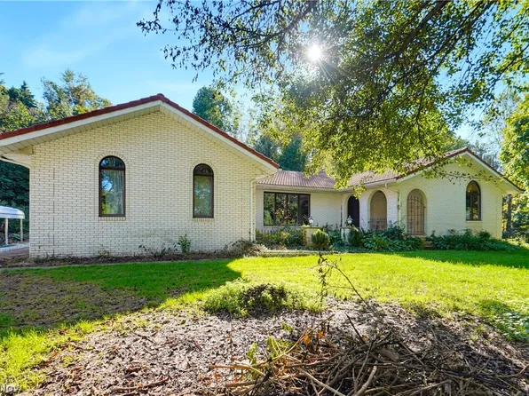 6979 Taylor Rd, Clinton, OH 44216