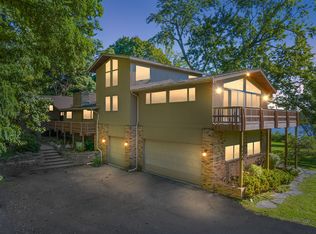 4480 Commerce Rd, Orchard Lake, MI 48324