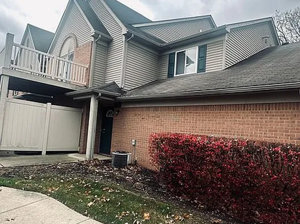 359 Marigold Cir #40, Westland, MI 48185