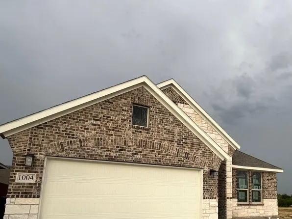 1004 Elmstead Dr, Wht Settlemt, TX 76108