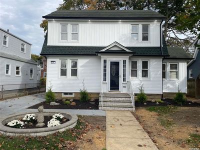 270 N Columbus Avenue, Freeport, NY, 11520