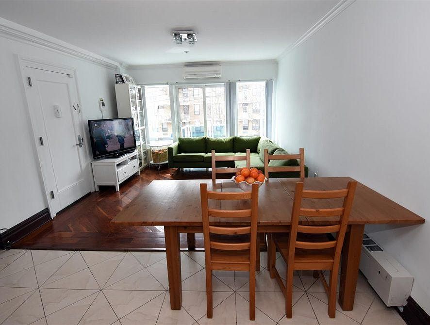 2nd image of 225 Parkside Ave #225