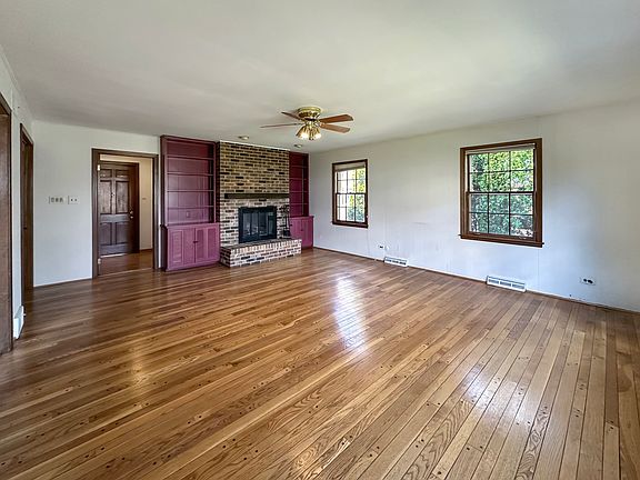 2nd image of 731 N Kenilworth Ave