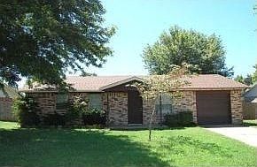 1st image of 614 Woods Dr