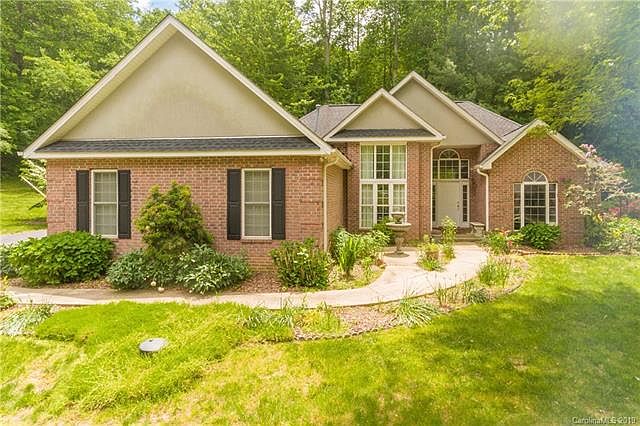 1st image of 700 Zelda Ct