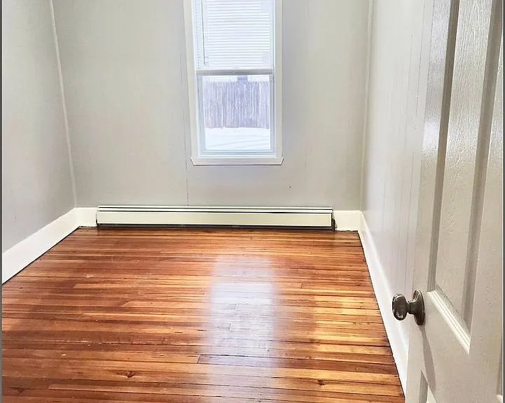 22-24 Lawn Ave #1F — Photo 9