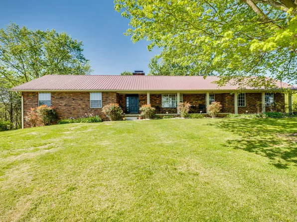 945 N Main St, Bulls Gap, TN 37711