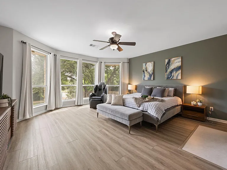 4323 Angelico Ln — Photo 24