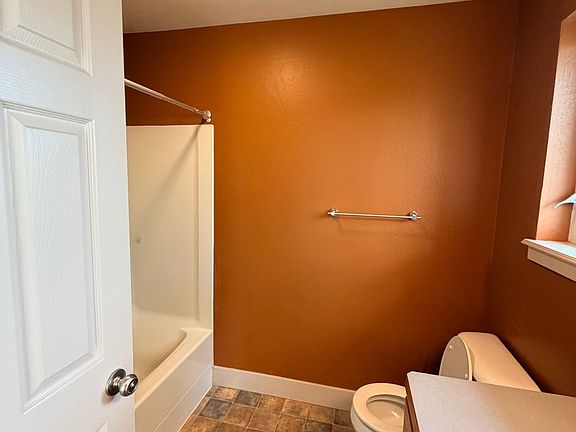 2nd image of 4249 Cover St