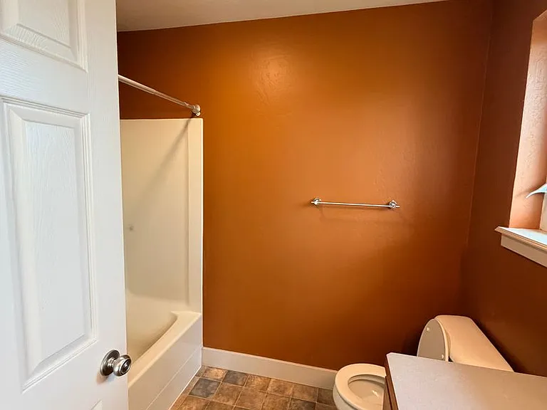 4249 Cover St — Photo 2