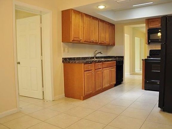 4th image of 7401 NW 58th St #1