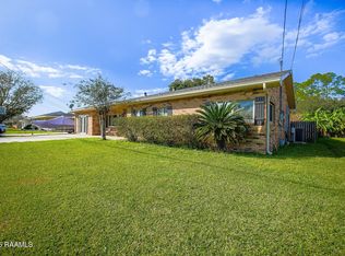 712 Deprima St, Berwick, LA 70342