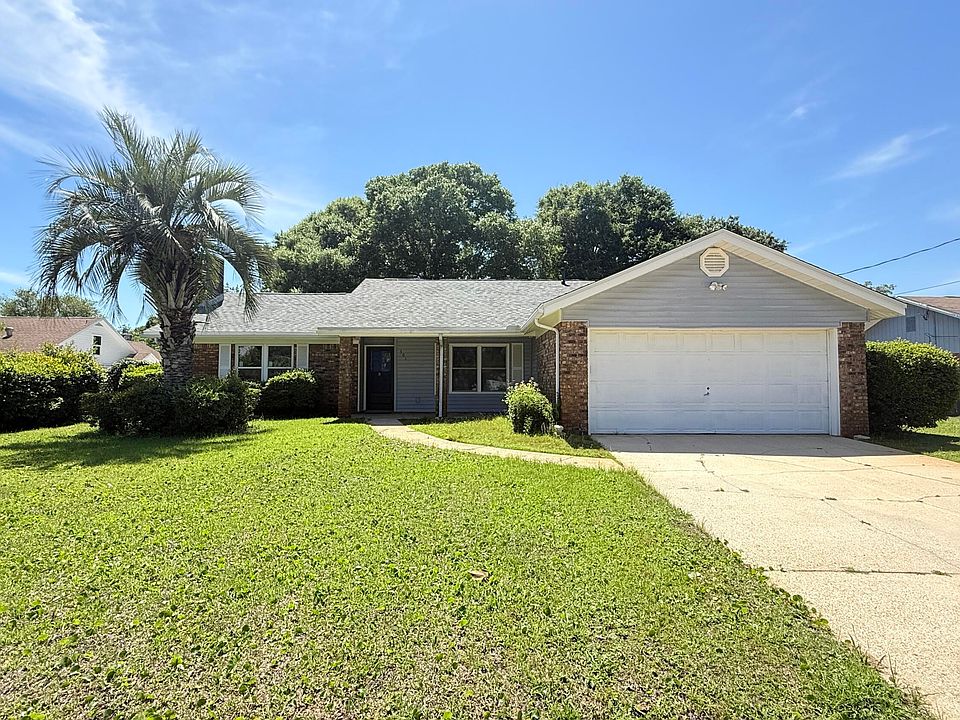 1st image of 301 Dawn Ln