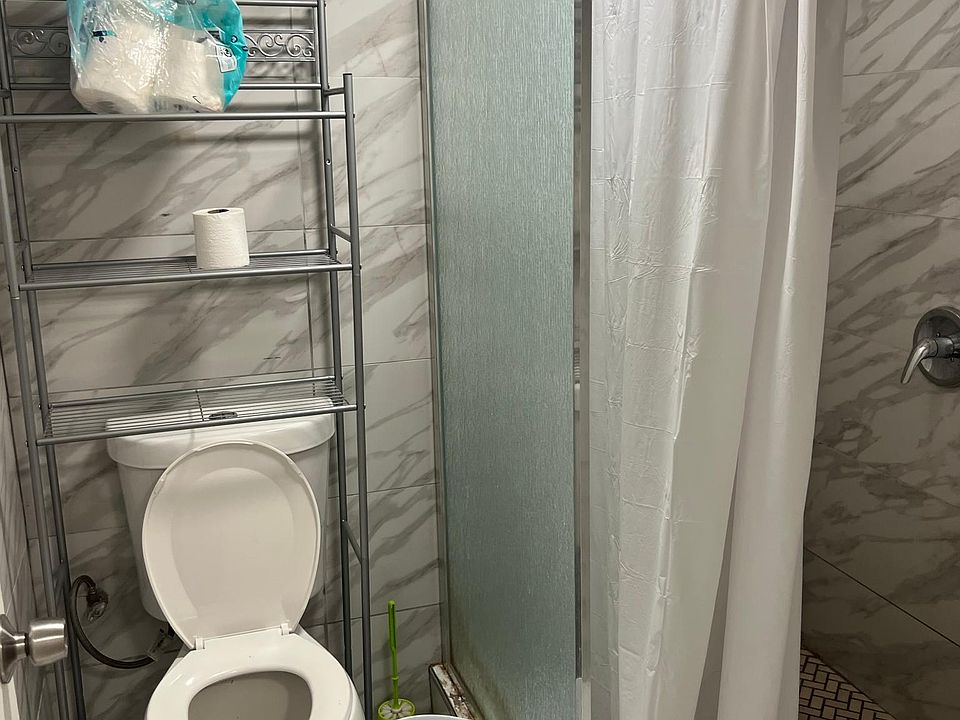 1st image of 52 Mansion Ave #1