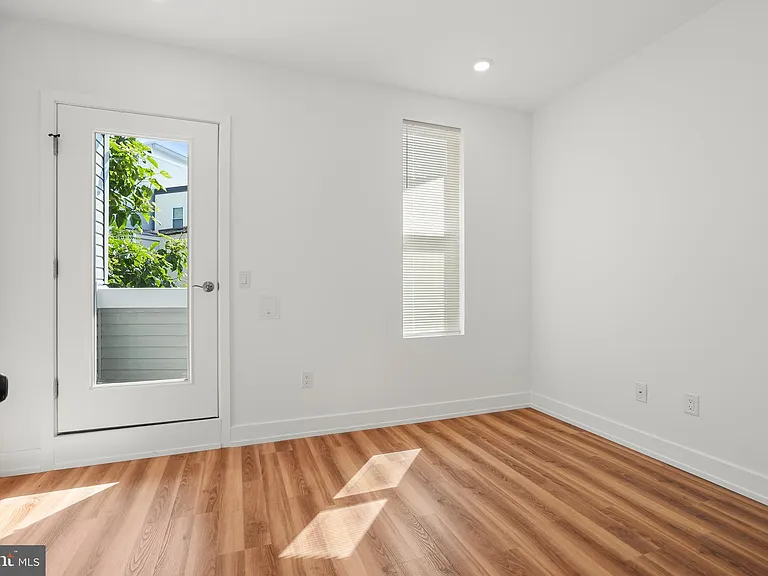 2325 Germantown Ave #2 — Photo 10