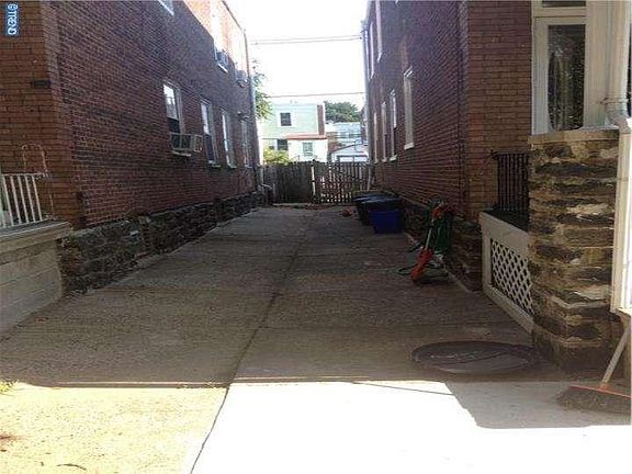 2nd image of 211 E Wellens Ave