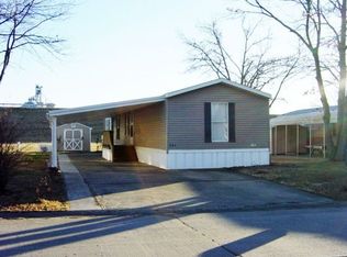 205 Sam St, Olney, IL 62450