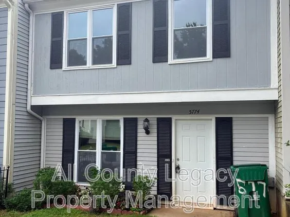 5774 Wells Cir, Stone Mountain, GA 30087