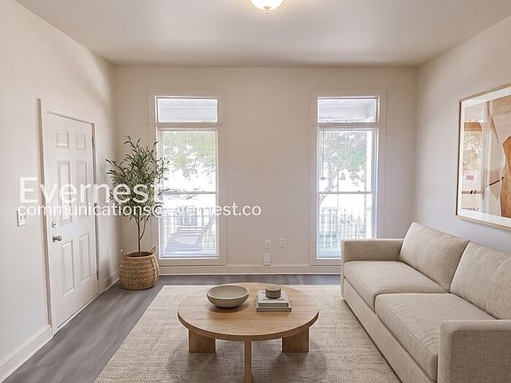 4th image of 3100 E Marshall St Unit A