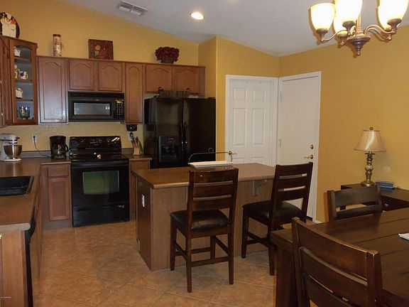 2nd image of 4084 E Lambeth Pl