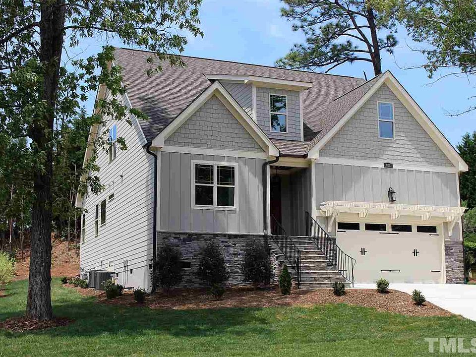 1st image of 802 Highwater Pl