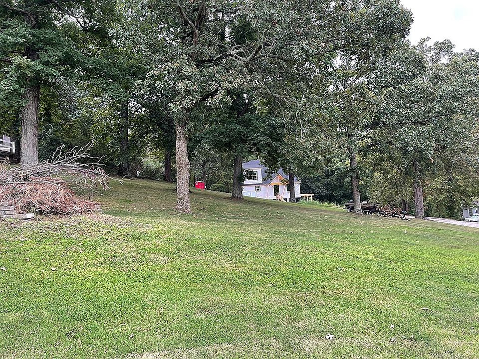 2nd image of 0 Dogwood Cir