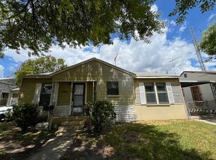 407 W Norwood Ct, San Antonio, TX 78212