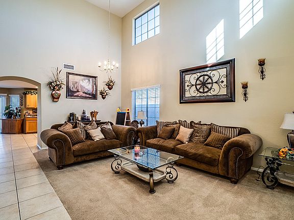 4th image of 7604 S 48th Ln