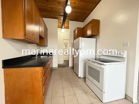 3rd image of 163 Hilborn St #0