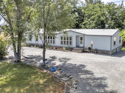1095 W 7th St, Silver Springs, NV, 89429