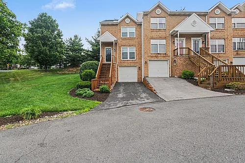 2165 Saint Clair Ct Photo 1