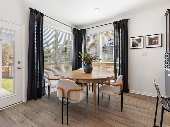 7th image of this home