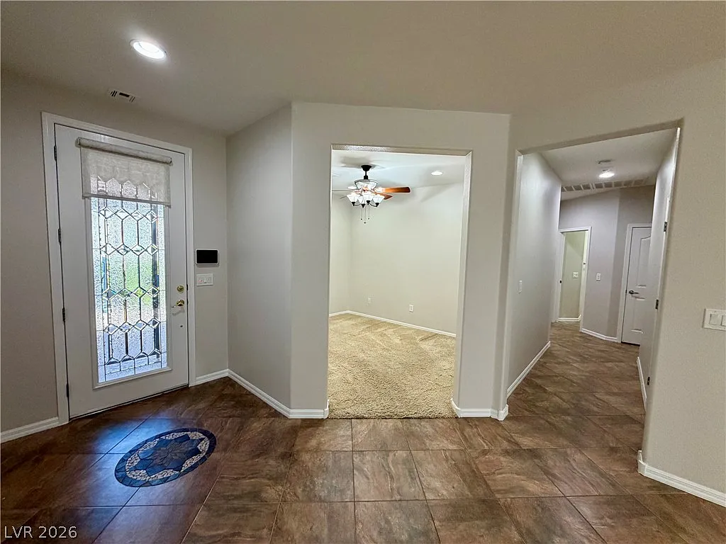 2 bed, 3.0 bath, 2559 sqft, $2,550 — Photo 4