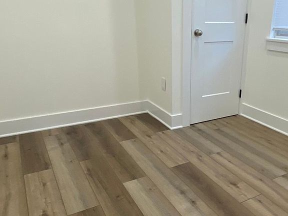 5th image of 4146 Parkside Ave Unit 305