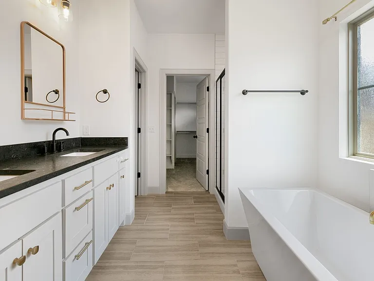 1001 Laux Ln — Photo 18