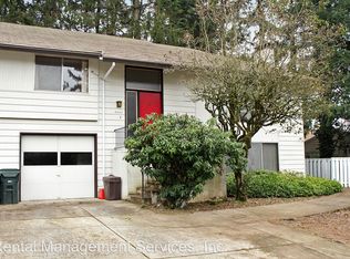 9042 SW Monterey Pl, Portland, OR 97225