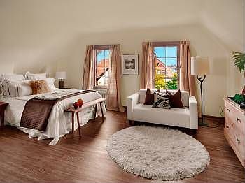 4th image of 3914 NE Belvoir Pl