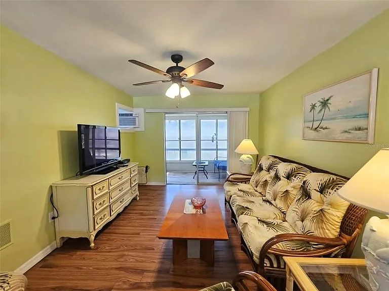 2028 Canal Dr #M26 — Photo 7