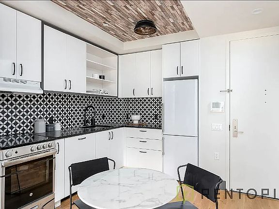 3rd image of 340 Evergreen Ave #111