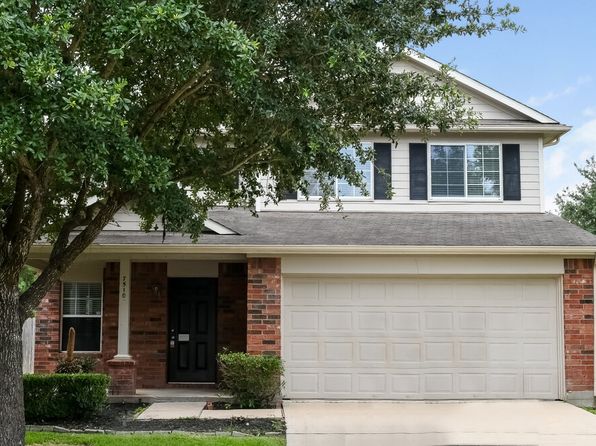 7510 American Holly Ct