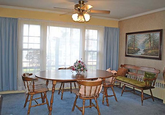 4th image of 506 Terrace Ave