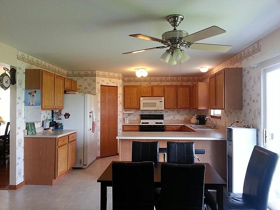 2nd image of 16459 Kingsbrook Dr