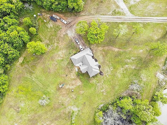 2nd image of 10 County Road 367