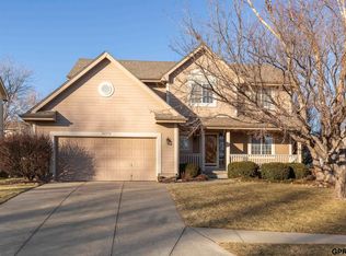16372 Monroe St, Omaha, NE 68135