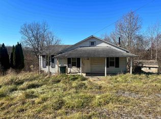 511 Glory Barn Rd, Morgantown, WV 26501